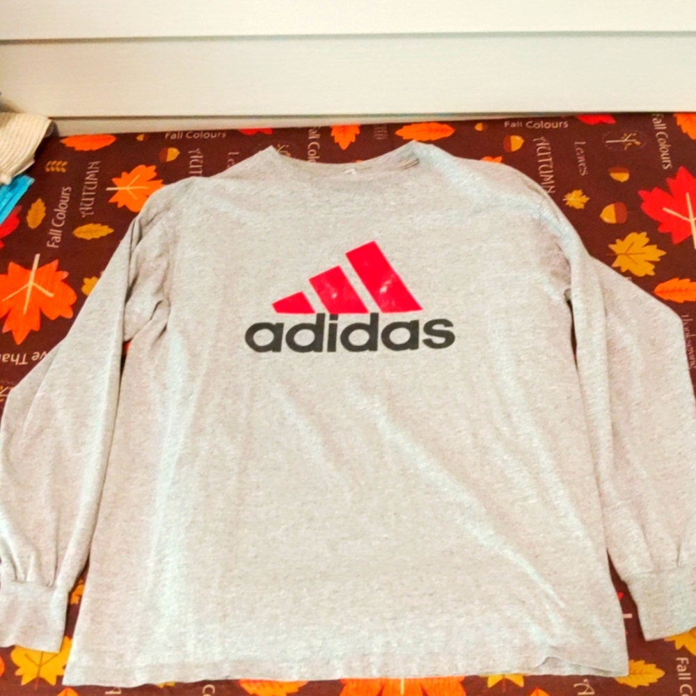 Adidas - Picture 1 of 7